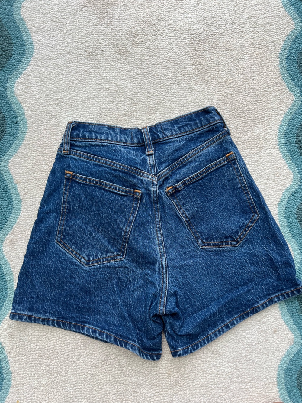 Abercrombie & Fitch High-Rise Dark Blue Denim Dad Short - Picture 3 of 3